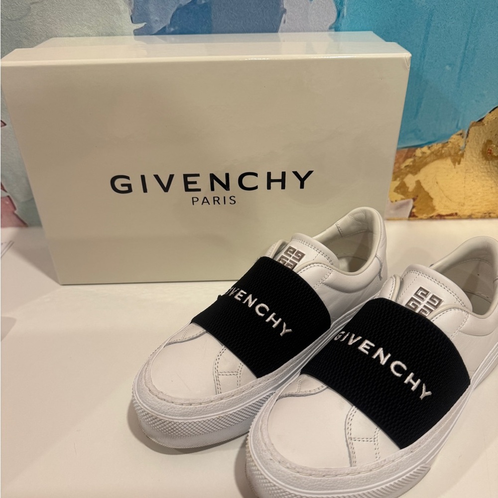 Givenchy White Sneakers with Black Logo Strap